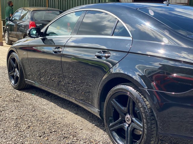 Mercedes-Benz CLS Cls500 Black #35