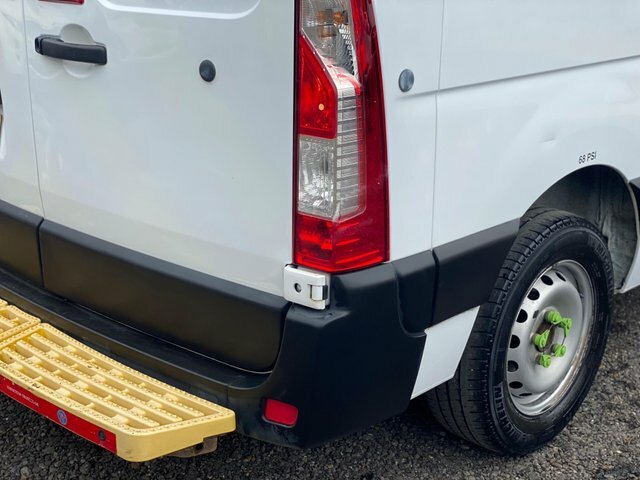 Vauxhall Movano Cdti 3500 Biturbo White #30