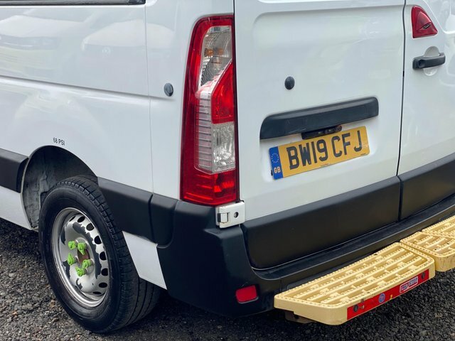 Vauxhall Movano Cdti 3500 Biturbo White #27