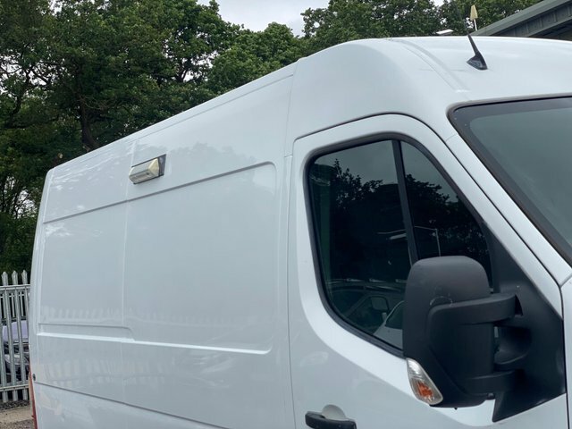 Vauxhall Movano Cdti 3500 Biturbo White #22