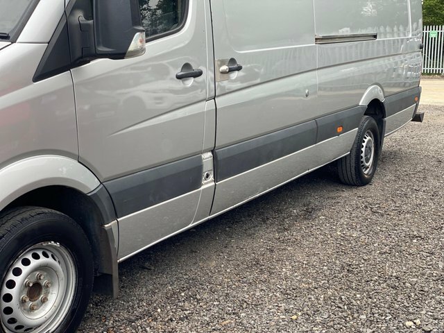 Mercedes-Benz Sprinter Unspecified White #16