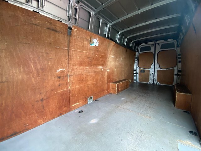 Mercedes-Benz Sprinter Unspecified White #25