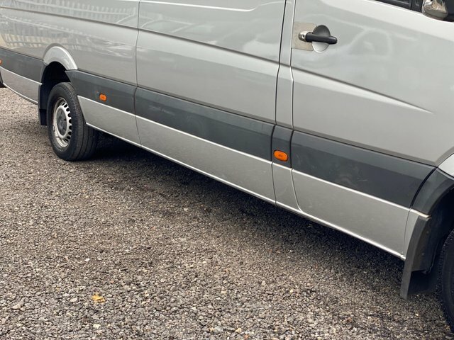Mercedes-Benz Sprinter Unspecified White #13