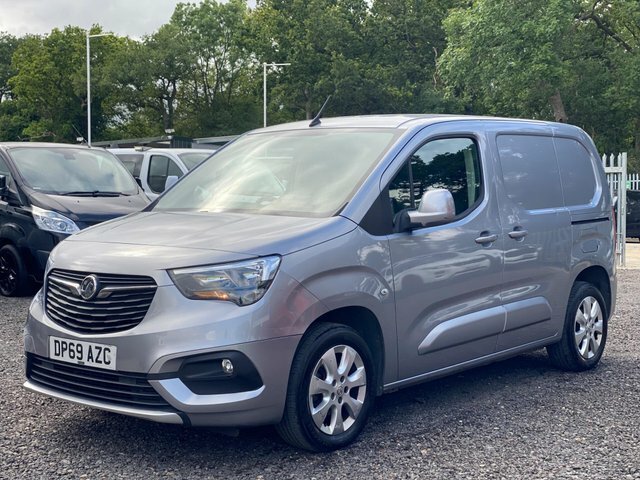 Vauxhall Combo 1.5 Turbo D 2000 Limited Edition Nav L1 H1 Euro 6 Grey #2
