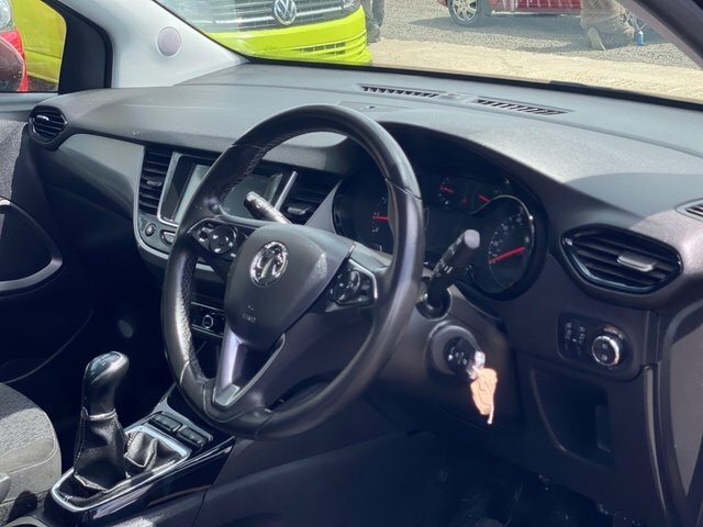 Vauxhall Crossland X 1.2 Se Euro 6 BT18LGX Red #4