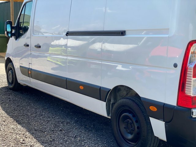 Vauxhall Movano Mpv White #22
