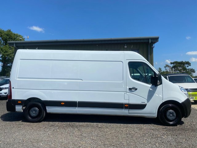 Vauxhall Movano Mpv White #13