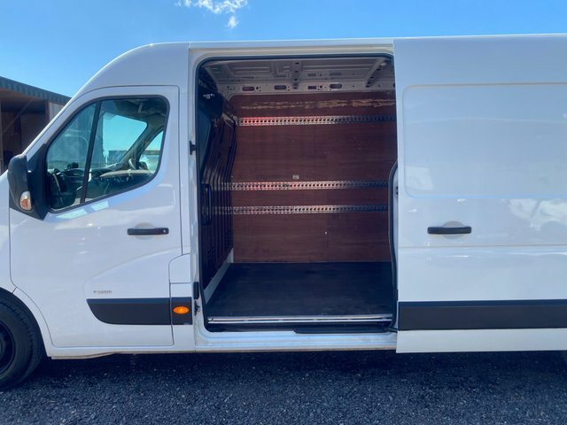 Vauxhall Movano Mpv White #8