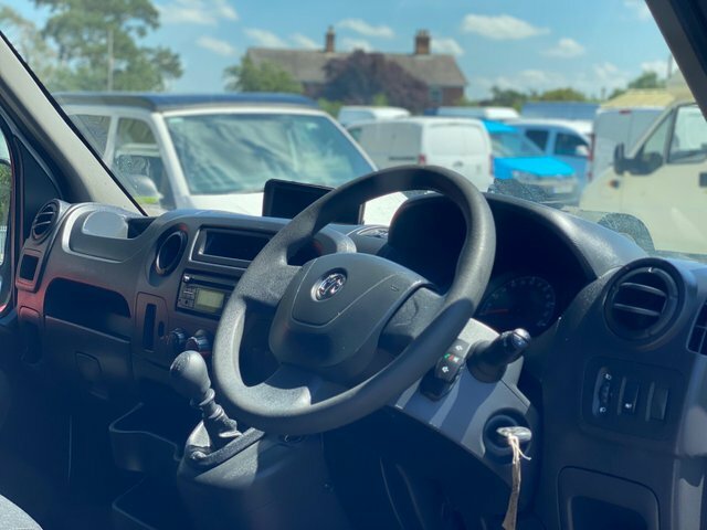 Vauxhall Movano Mpv White #26