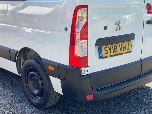 Vauxhall Movano Mpv White #20