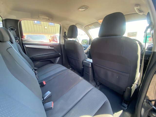 Isuzu D-Max 2.5 Td Yukon 2012 Grey #42