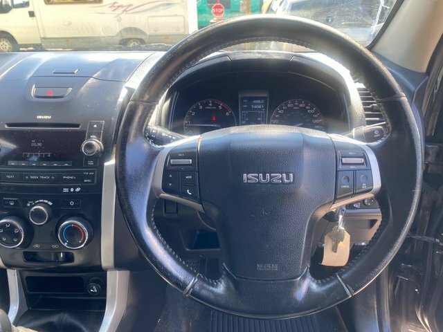 Isuzu D-Max 2.5 Td Yukon 2012 Grey #38