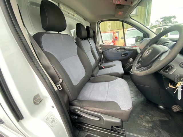 Vauxhall Vivaro 2014 1.6 Cdti 2700 Biturbo Ecoflex Sportive Panel Grey #5
