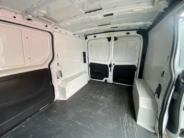 Vauxhall Vivaro 2014 1.6 Cdti 2700 Biturbo Ecoflex Sportive Panel Grey #52