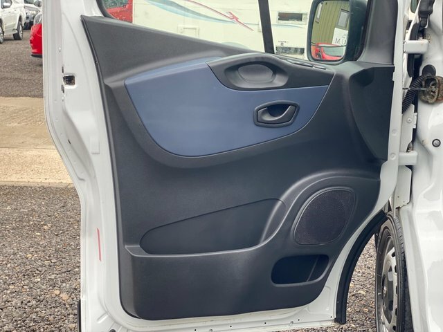 Vauxhall Vivaro 2014 1.6 Cdti 2700 Biturbo Ecoflex Sportive Panel Grey #55