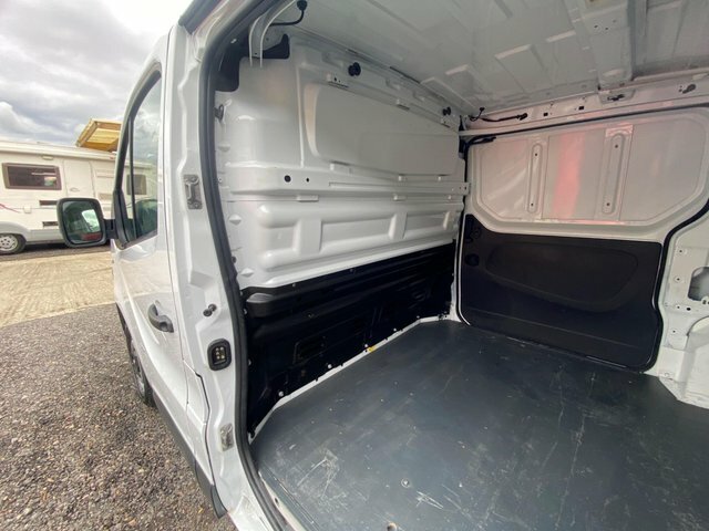 Vauxhall Vivaro 2014 1.6 Cdti 2700 Biturbo Ecoflex Sportive Panel Grey #53