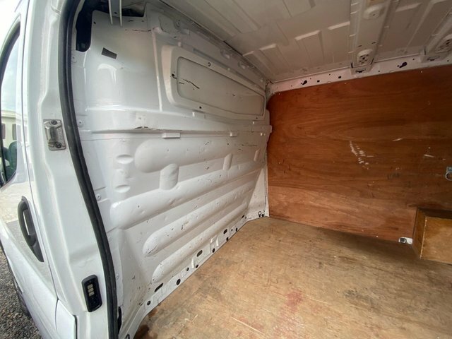 Vauxhall Vivaro 2.0 Cdti Sportive Panel Van Swb Silver #40