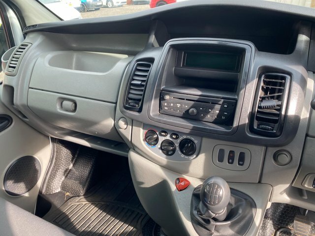 Vauxhall Vivaro 2.0 Cdti Sportive Panel Van Swb Silver #7