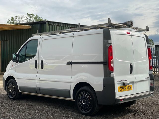 Vauxhall Vivaro 2.0 Cdti Sportive Panel Van Swb Silver #3