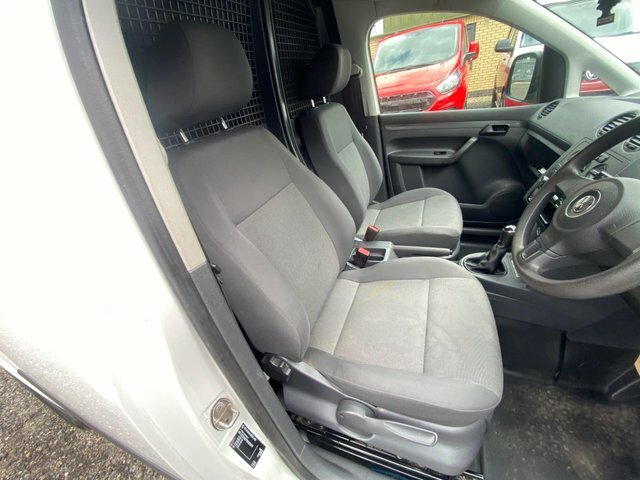 Volkswagen Caddy 1.6 Tdi 102Ps Startline Van White #29