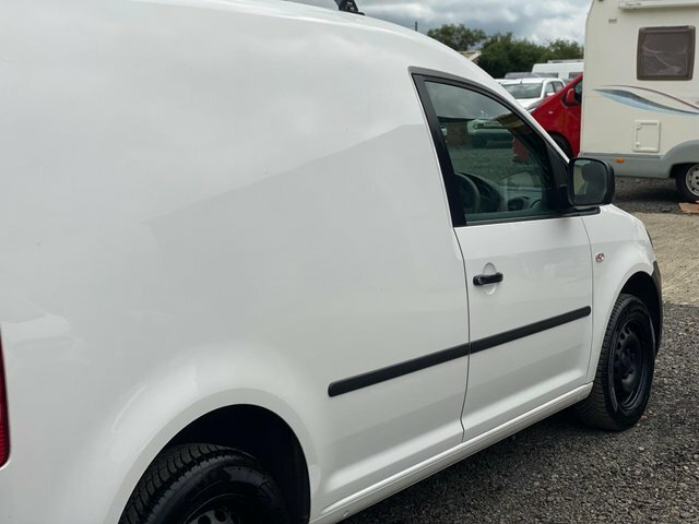 Volkswagen Caddy 1.6 Tdi 102Ps Startline Van White #28