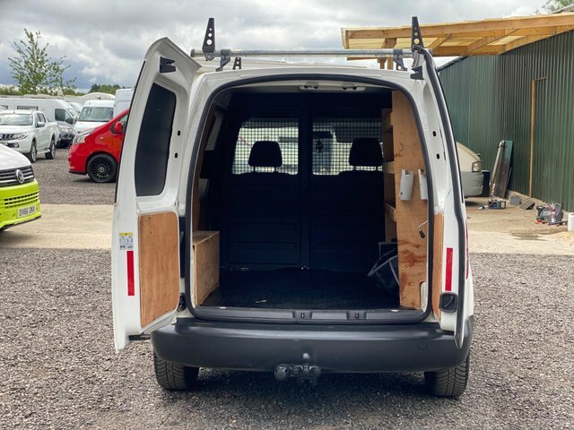 Volkswagen Caddy 1.6 Tdi 102Ps Startline Van White #37