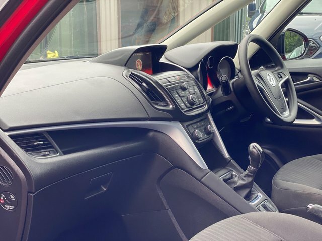 Vauxhall Zafira Tourer Cdti Ecoflex Tech Line Silver #51