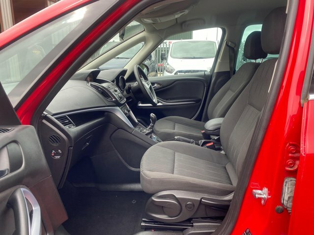 Vauxhall Zafira Tourer Cdti Ecoflex Tech Line Silver #19