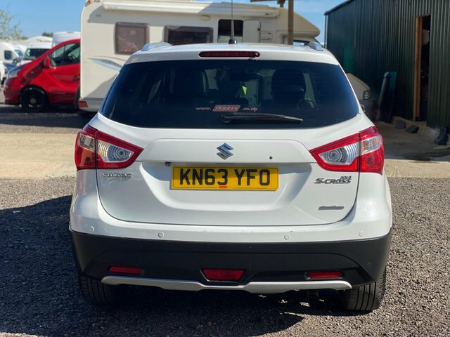Suzuki SX4 S Cross S-cross Red #16