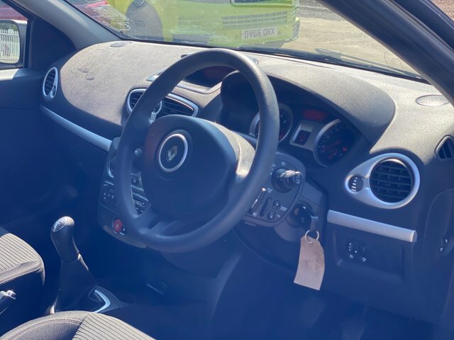Renault Clio 1.2 16V Dynamique Tomtom Beige #26