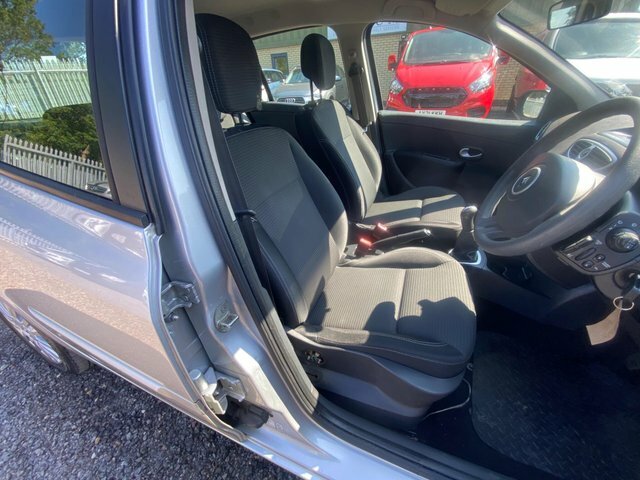Renault Clio 1.2 16V Dynamique Tomtom Beige #27