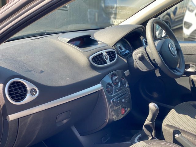 Renault Clio 1.2 16V Dynamique Tomtom Beige #44
