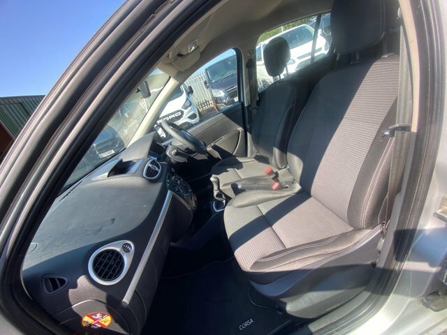 Renault Clio 1.2 16V Dynamique Tomtom Beige #45