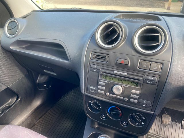 Ford Fiesta Hatchback 1.6 Zetec S 200606 Black #30
