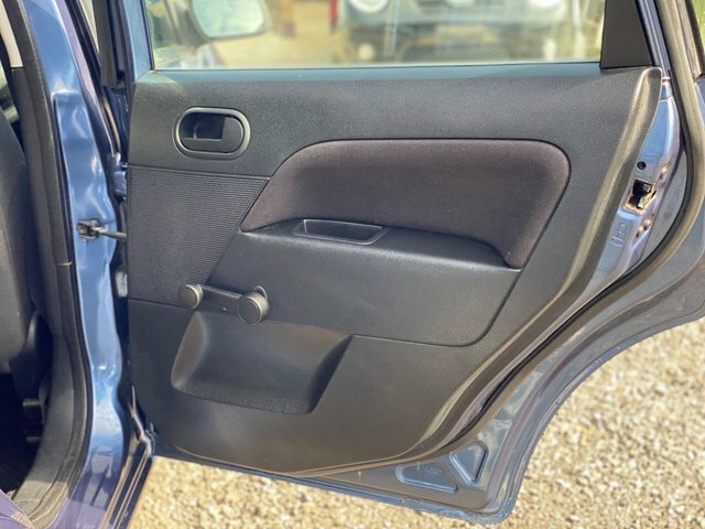Ford Fiesta Hatchback 1.6 Zetec S 200606 Black #37