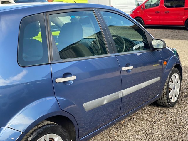 Ford Fiesta Hatchback 1.6 Zetec S 200606 Black #28