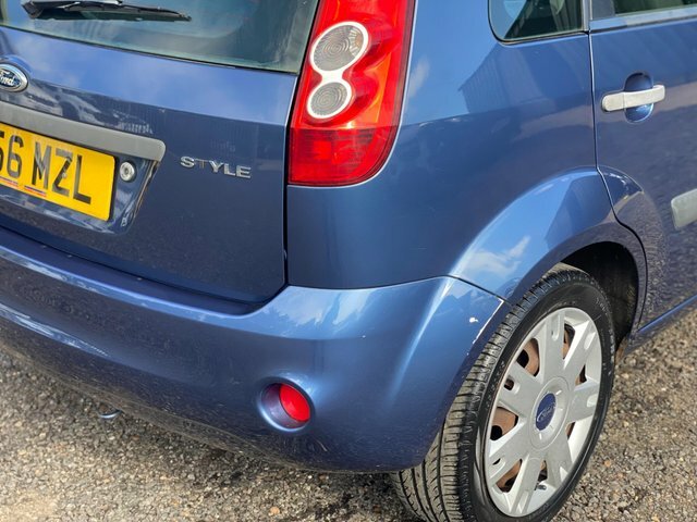 Ford Fiesta Hatchback 1.6 Zetec S 200606 Black #27