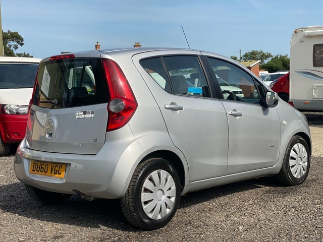 Vauxhall Agila 1.2 16V Club Euro 5 Ac Silver #4