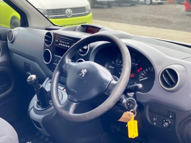 Peugeot Partner 1.6 Hdi 850 Professional L1 White #6