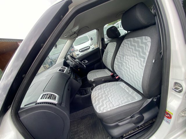 Skoda Fabia 1.2 Se Euro 5 Red #48