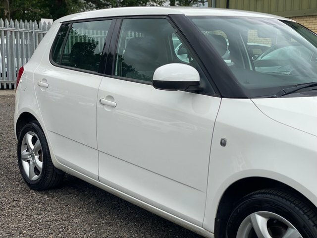 Skoda Fabia 1.2 Se Euro 5 Red #23