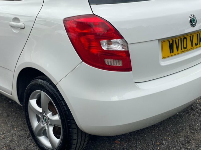 Skoda Fabia 1.2 Se Euro 5 Red #26