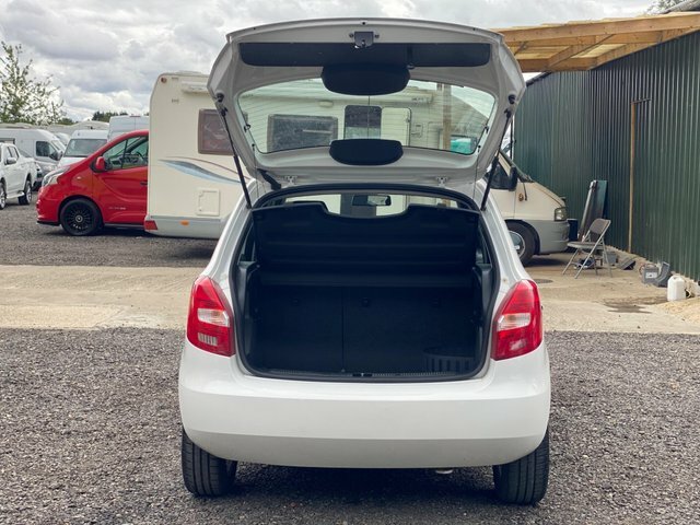 Skoda Fabia 1.2 Se Euro 5 Red #43