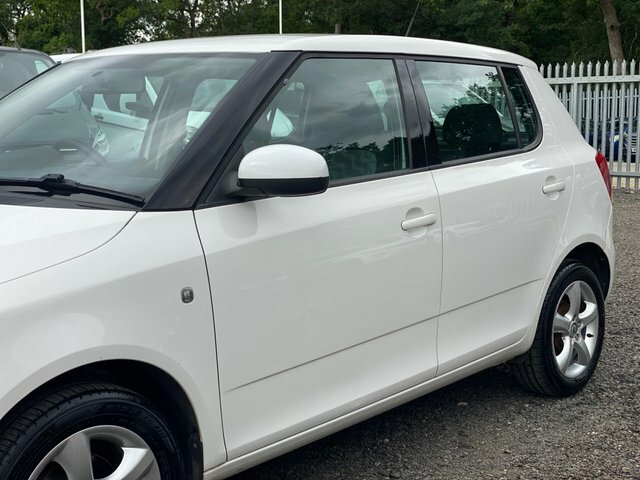 Skoda Fabia 1.2 Se Euro 5 Red #25