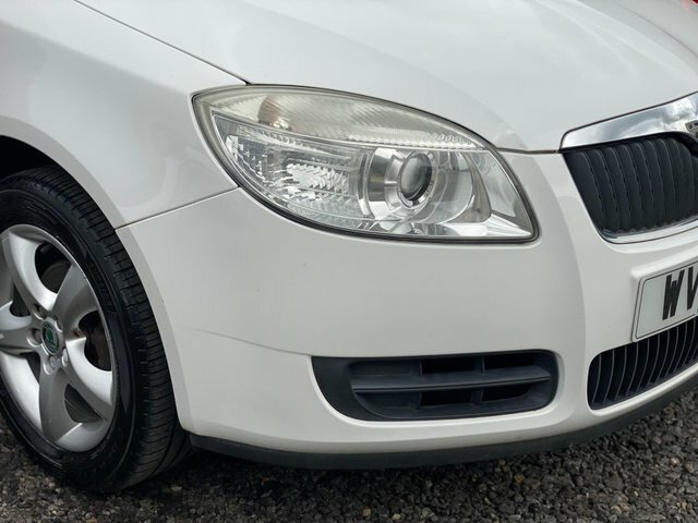 Skoda Fabia 1.2 Se Euro 5 Red #22
