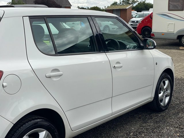Skoda Fabia 1.2 Se Euro 5 Red #29