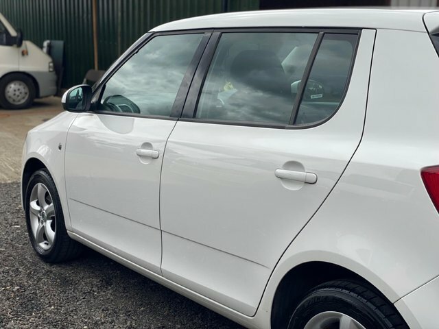 Skoda Fabia 1.2 Se Euro 5 Red #27