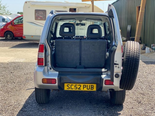 Suzuki Jimny 1.3 Mode Red #40