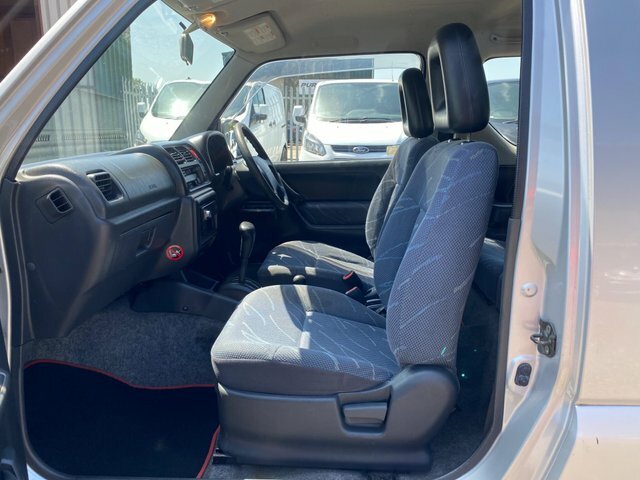 Suzuki Jimny 1.3 Mode Red #44