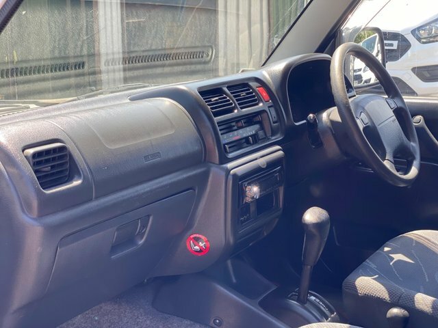 Suzuki Jimny 1.3 Mode Red #16